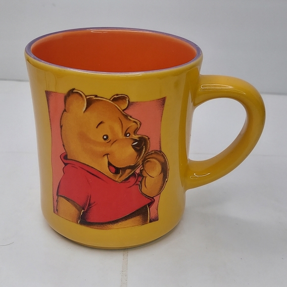 Vintage Disney Winnie the Pooh Ceramic Bear Cup Coffee Mug Made In Thailand. - Picture 1 of 10